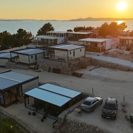 Innova Travelvir - Mobhome Casa Nomad * Drage